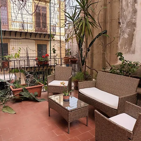 Palazzo Del Bono Bed & Breakfast Palermo